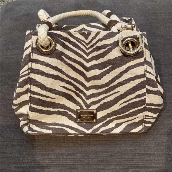 Michael kors purse - Picture 1 of 2